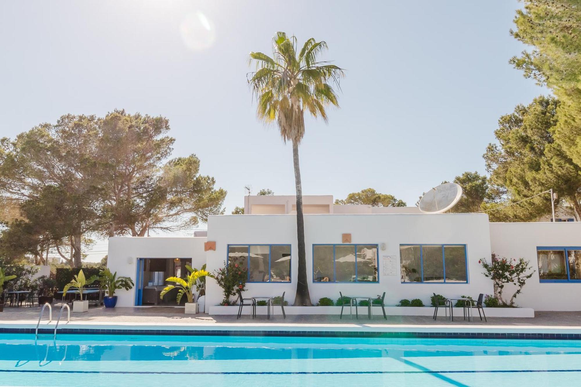 Bungalows Es Pins - Emar Hotels Playa Migjorn Exterior foto